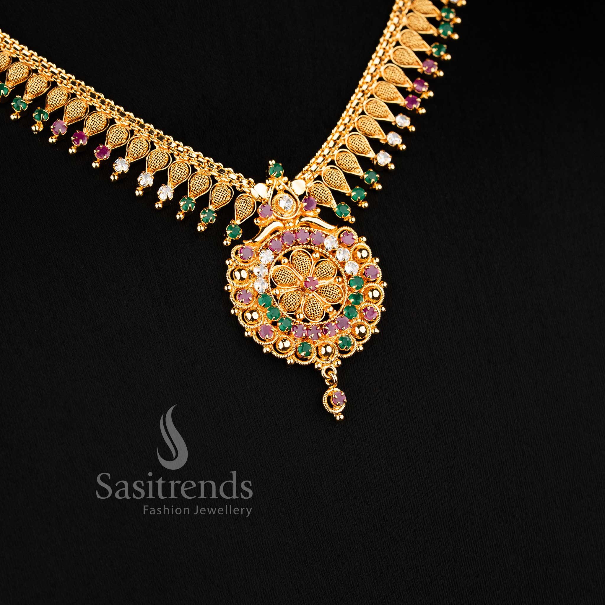 Sasitrends Micro Gold-Plated Floral Necklace & Jewellery Set with AD Stones - Image 3