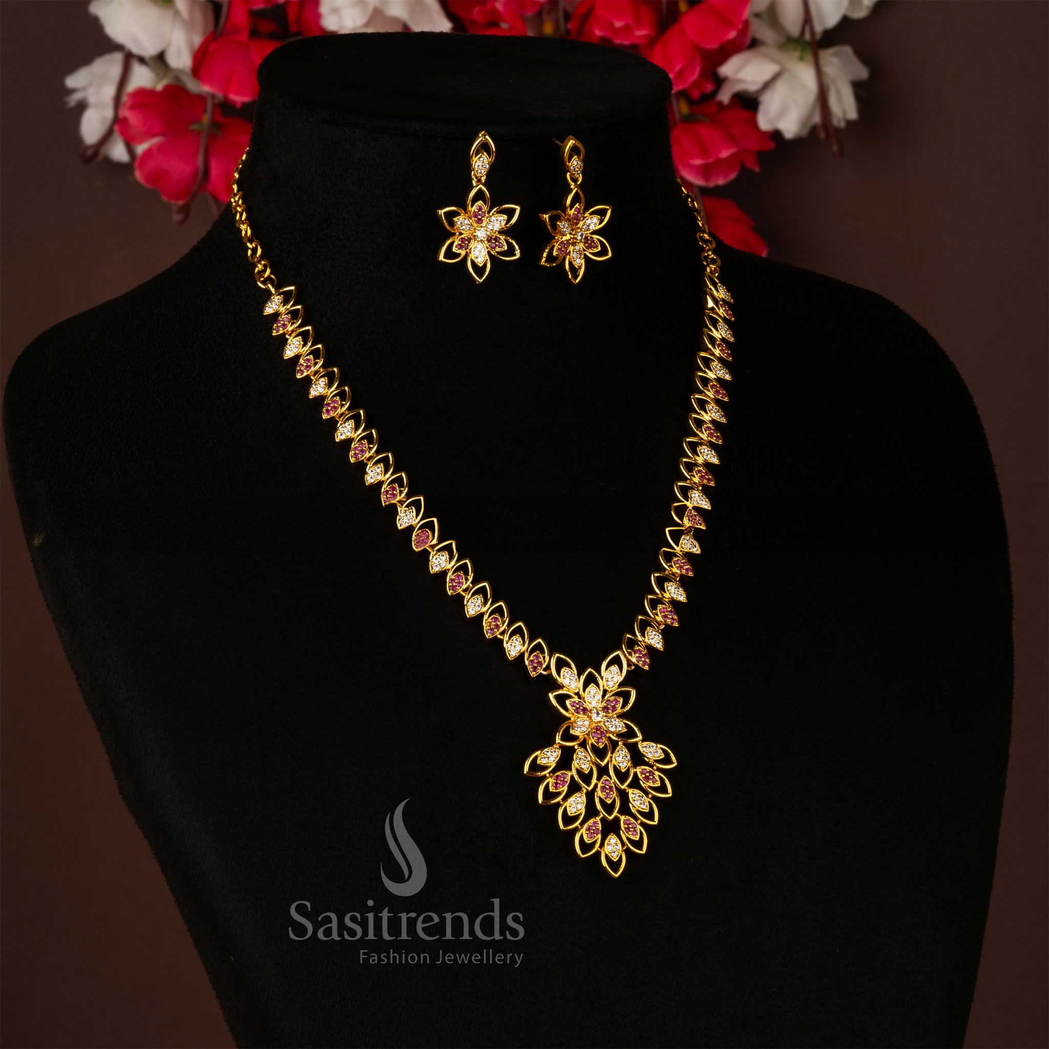Sasitrends - Traditional Temple Matte Gold Sparkling Flower Pendant Necklace Jewellery Set - Image 5