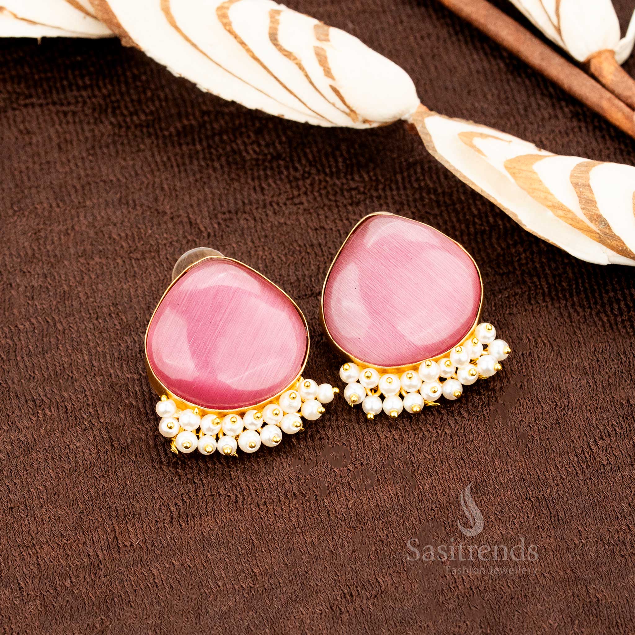 New Arrival: Attractive Gold Plated Monalisa Stone & Pearl Earrings - Sasitrends - Image 6