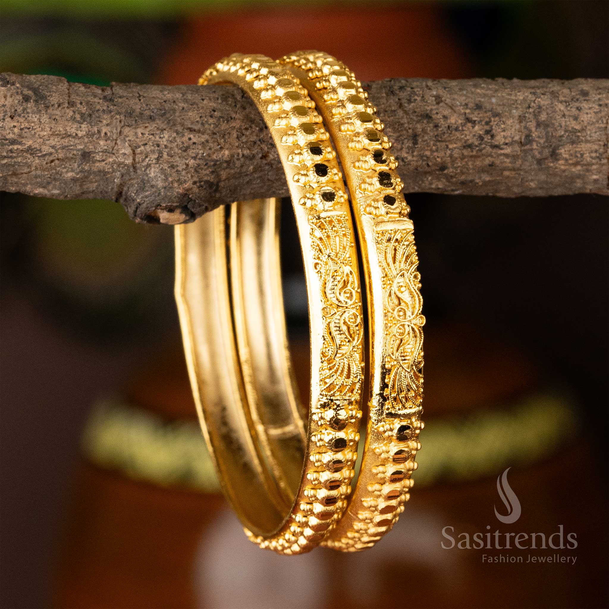 Latest Trendy Gold Plated Forming Plain Bangles - Perfect For Traditional Elegance - Image 3