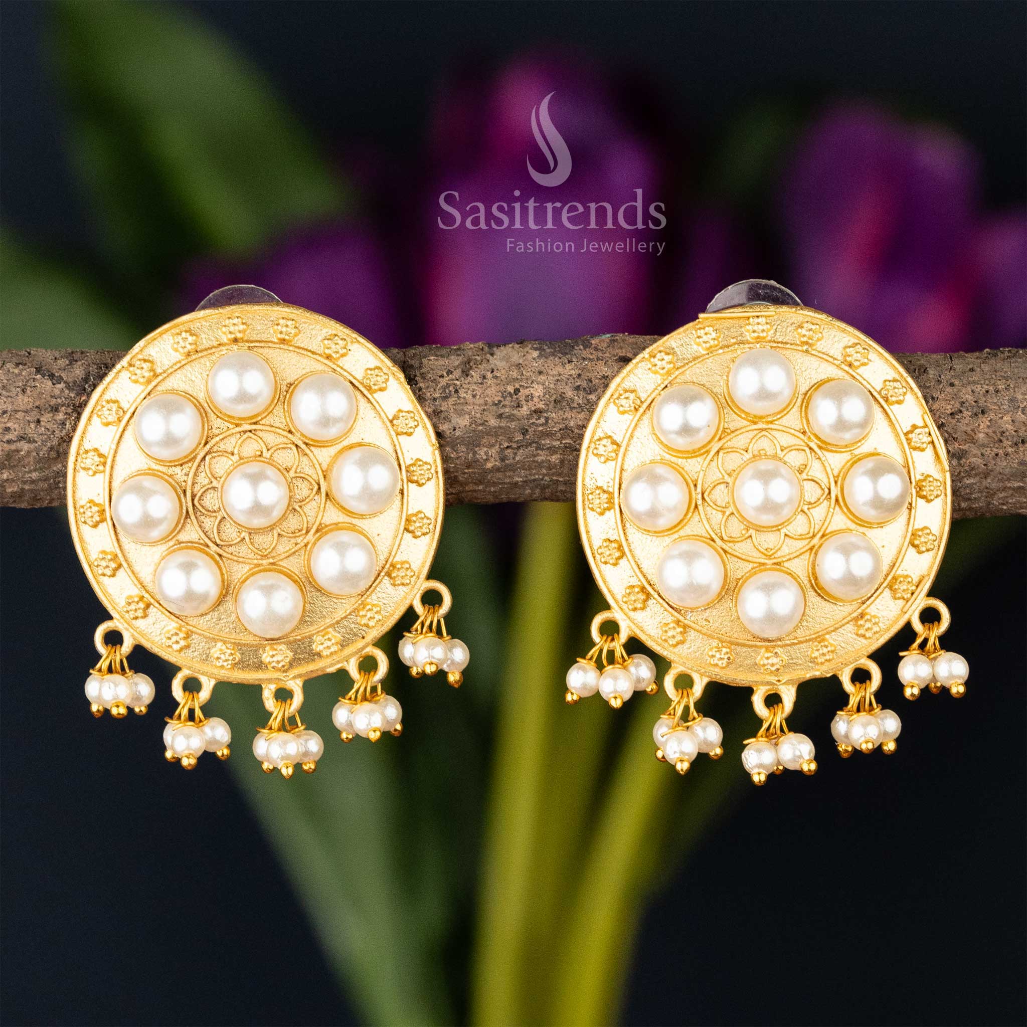 New Arrival: Contemporary Mother of Pearl and Gold-Plated Brass Earrings - Sasitrends - Image 15
