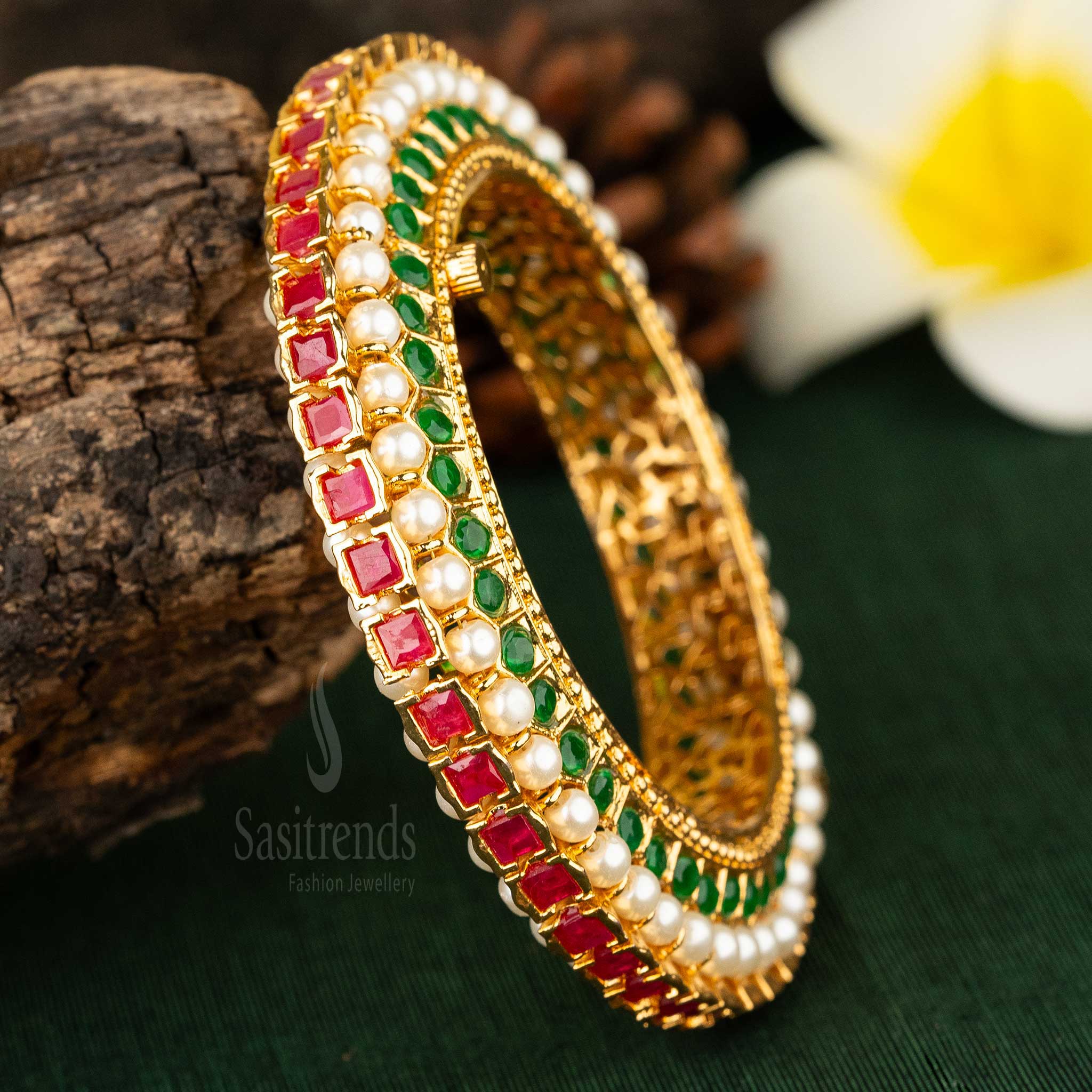 Sasitrends | Traditional High Gold-Plated Openable Screw Type Kada Bangle