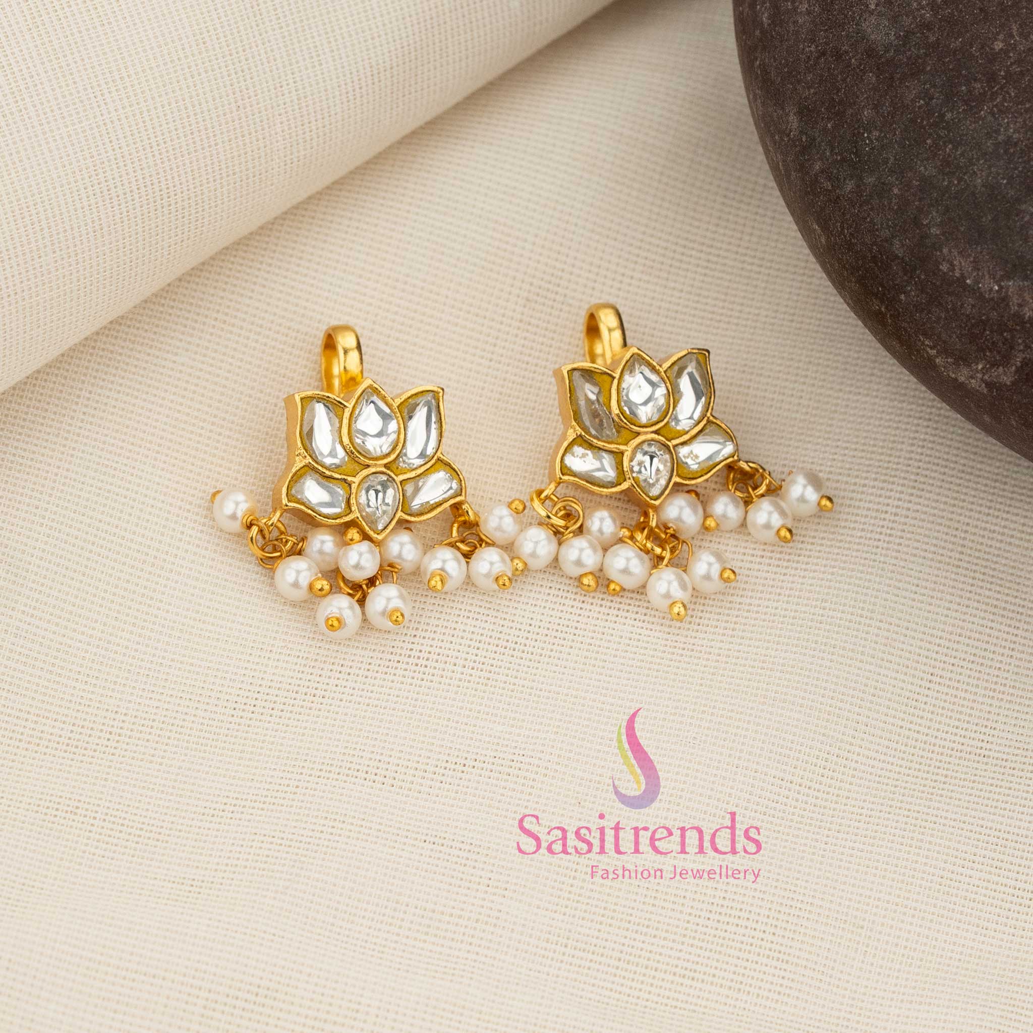 Exquisite 24K Jadau Kundan Gold Plated Lotus Motif Earcuff Bugadi Earrings with Pearl Hangings for Traditional South Indian Styling - Image 5