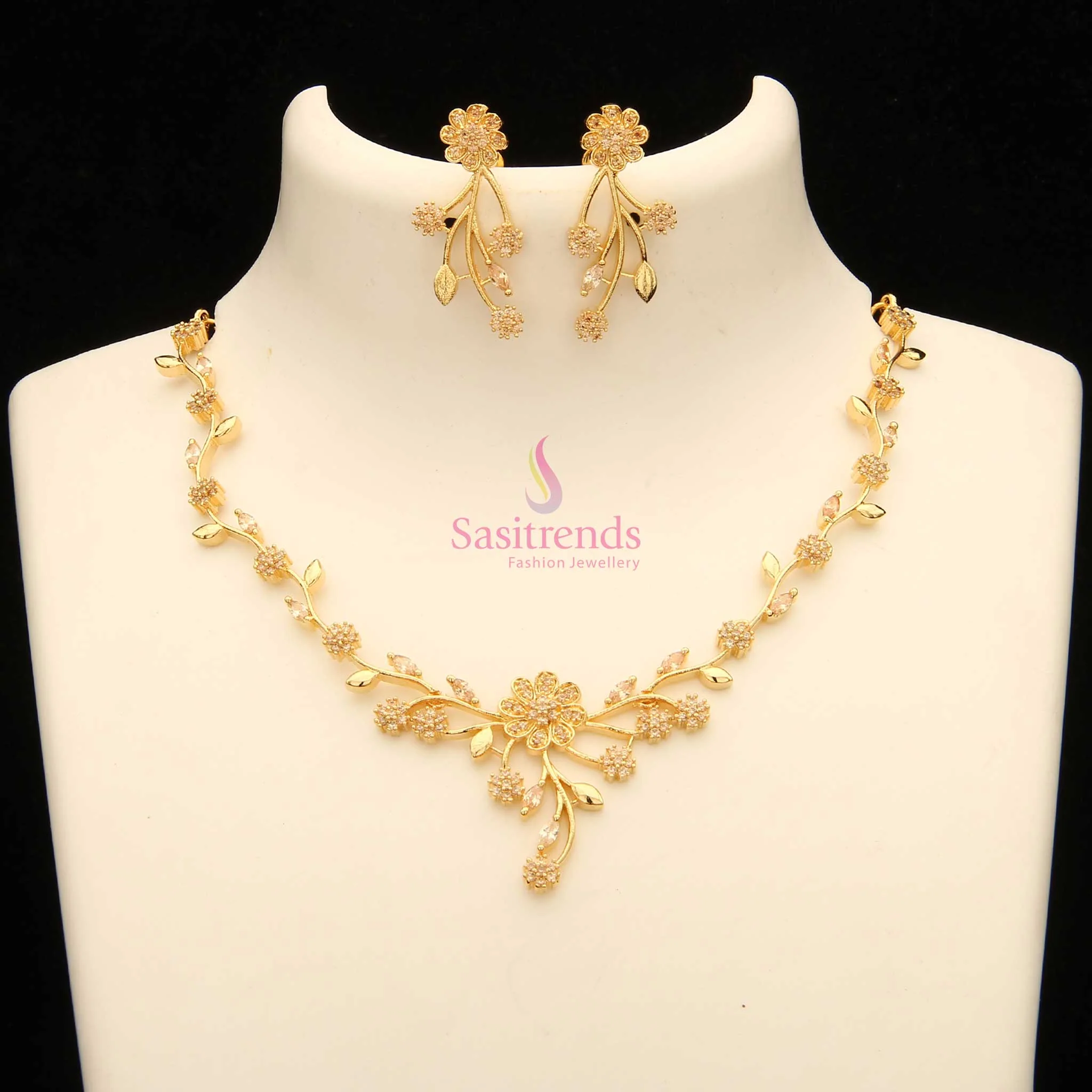 Elegant Party wear American Diamond Gold Plated Floral Necklace Jewellery Set - Sasitrends - Image 10
