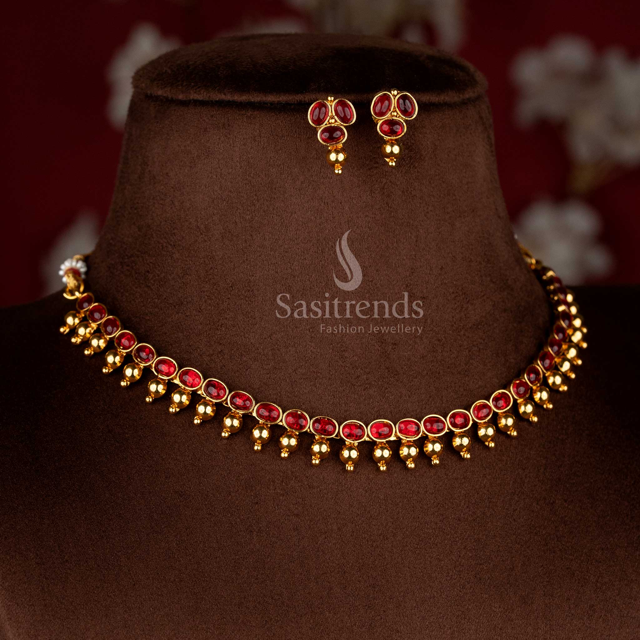 Classic Antique Matte Gold Plated Mullapoo Jasmine Bud Stone and Pearl with Golden Balls Temple Necklace Jewellery Set for Festive & Traditional Celebrations - Image 5