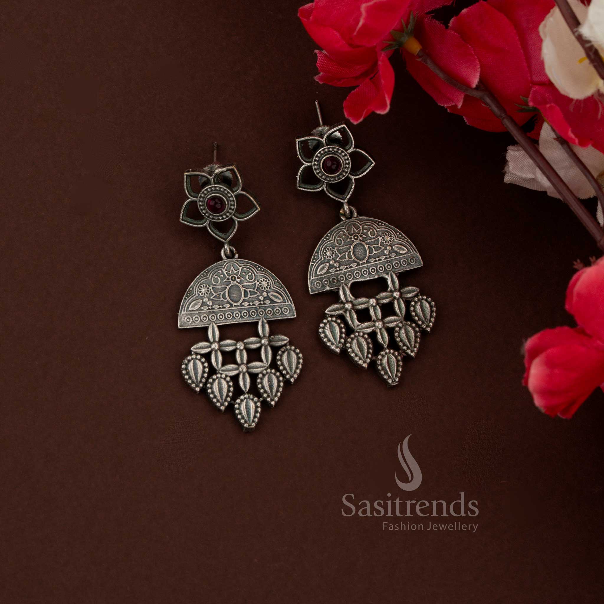 Antique Oxidised Peacock Husli Necklace Jewellery Sets with Golden Floral Pendant for Special Occasions & Evening Functions - Image 4