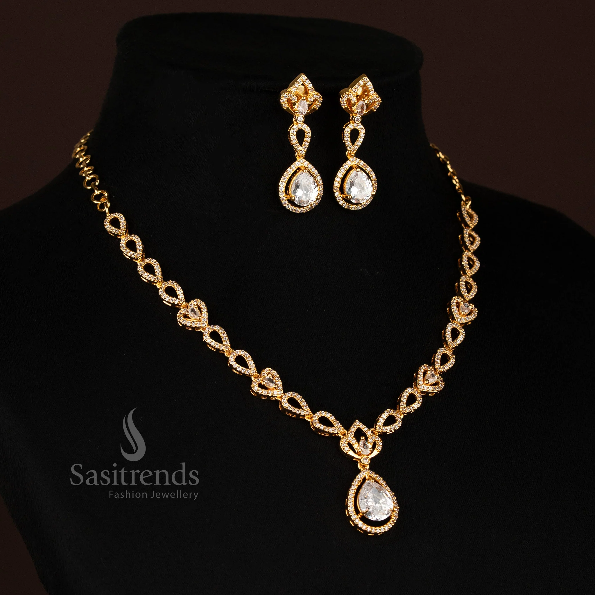 Gorgeous Micro Gold Plated American Diamond Heart Link Drop Pendant Necklace Jewellery Set – Guaranteed One Gram Jewellery Using 24 Carat Pure Gold - Sasitrends