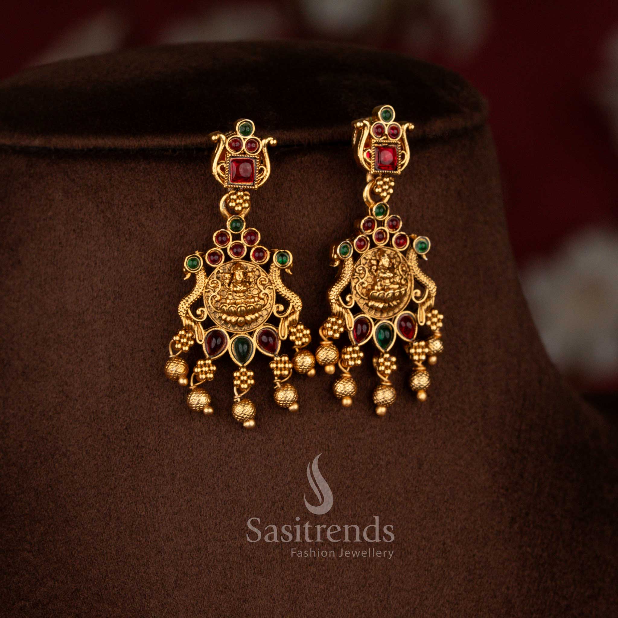 Classic Matte Gold Plated Square Link Kemp Chain Twin Peacock Lakshmi Necklace Set with Ghungroo Drops – Temple Bridal Jewellery - Image 6