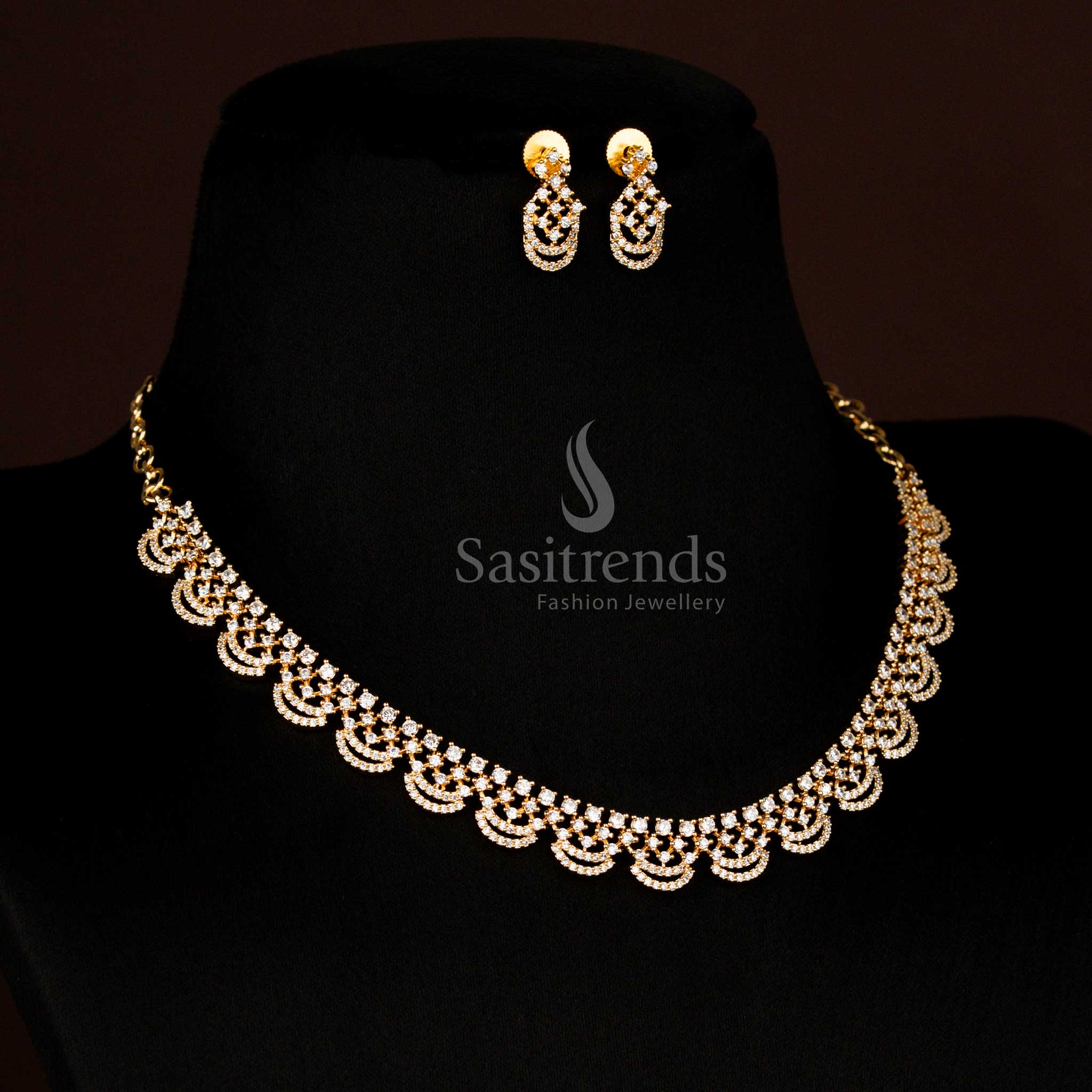 Exquisite Star Flower Design American Diamond Micro Gold Plated Necklace Jewellery Set for Wedding Festive Occasions - Image 5