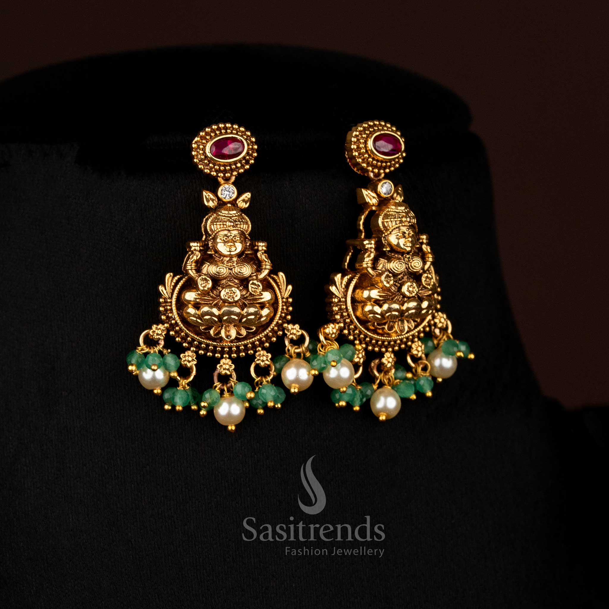 Exquisite Premium Temple Matte Gold Plated Lotus Lakshmi Necklace Set with Pearl Hanging for Cultural Festivals & Family Gatherings - Image 3