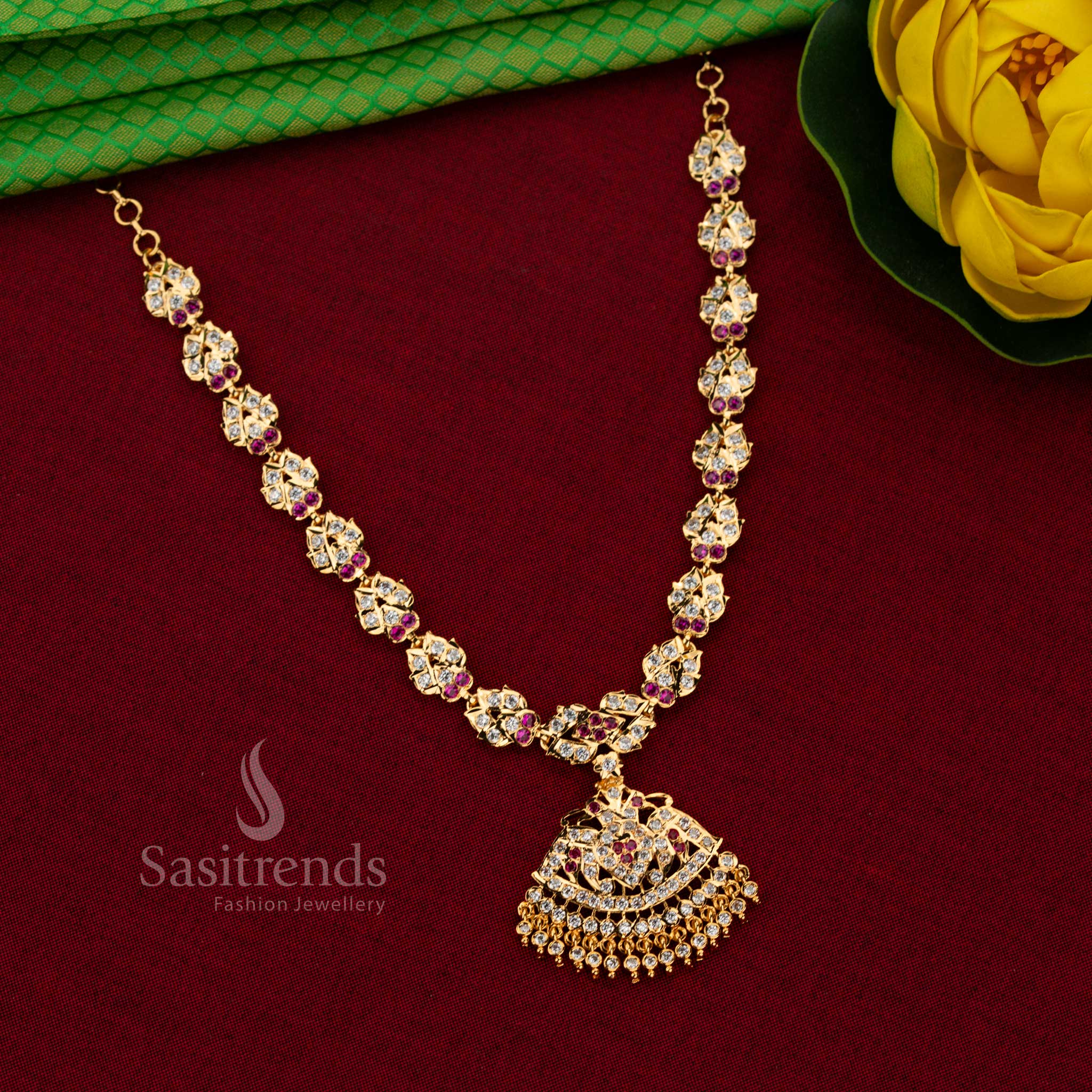Traditional Impon Attigai Micro Gold Plated Stylized Leaf Link Motif Chain with Floral Pendant Necklace β Guaranteed with 24 Carat Pure Gold Look