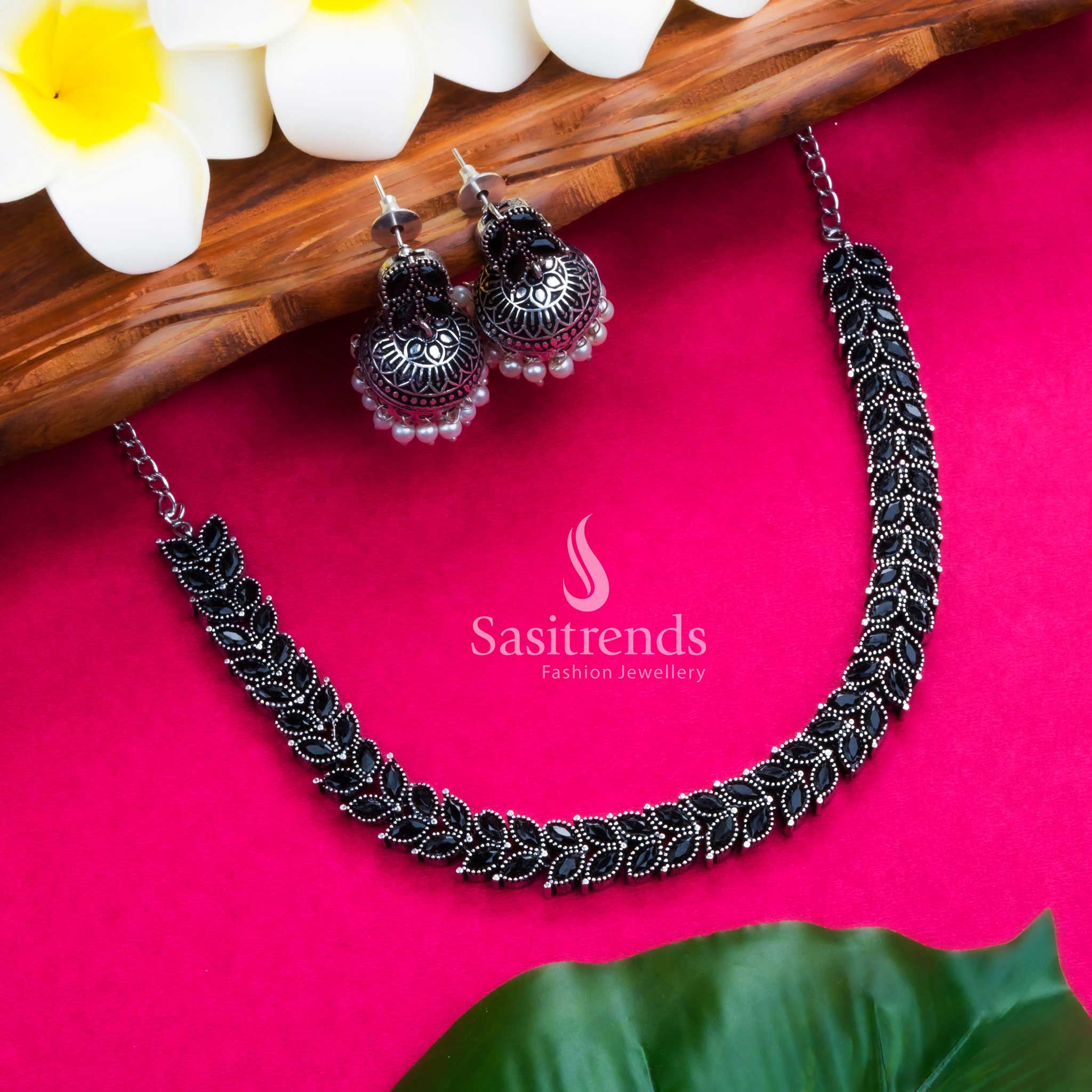 Elegant Oxidised Stones Necklace Jewellery Set with Leaf Motifs - Sasitrends - Image 9