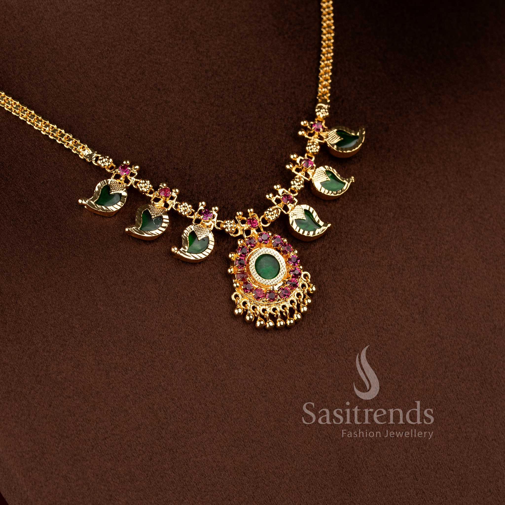 Micro Gold Plated Kerala Traditional Mango Leaf Palakka Necklace with Green Stone Pendant | Sasitrends - Image 10
