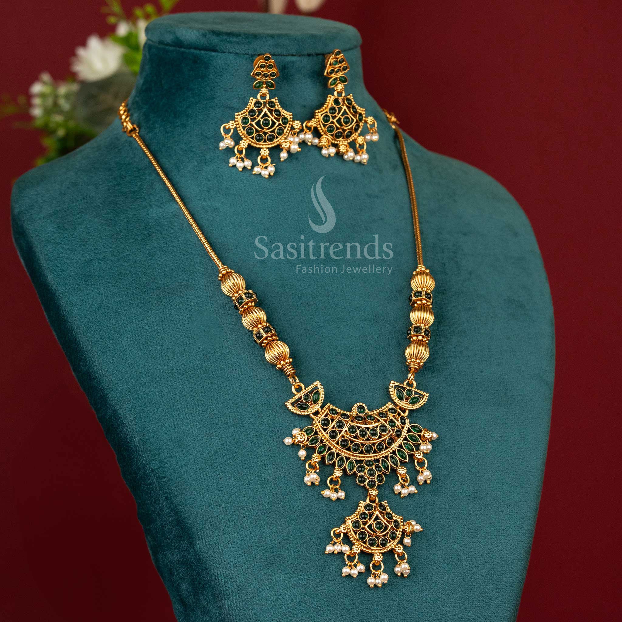 Sasitrends | Classic Matte GoldPlated Temple Pendant Necklace Jewellery Set - Image 3