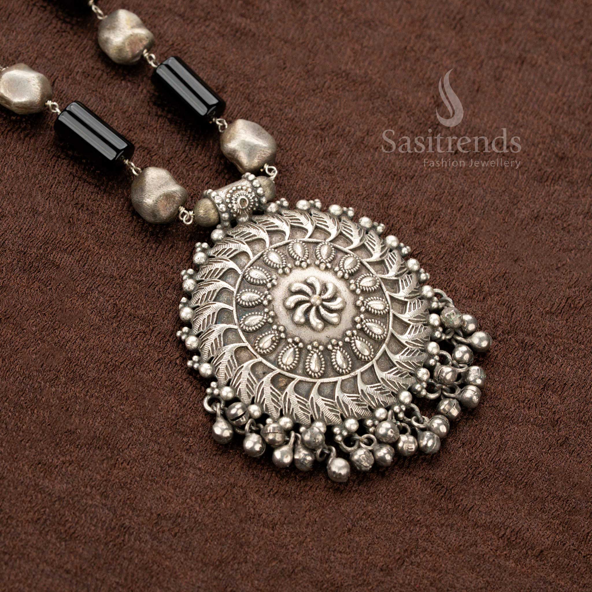 Oxidised Traditional Floral Statement Necklace Jewellery Set With Bold Round Pendant – Perfect for Saree Styling, Navaratri & Festive Looks - Sasitrends - Image 4
