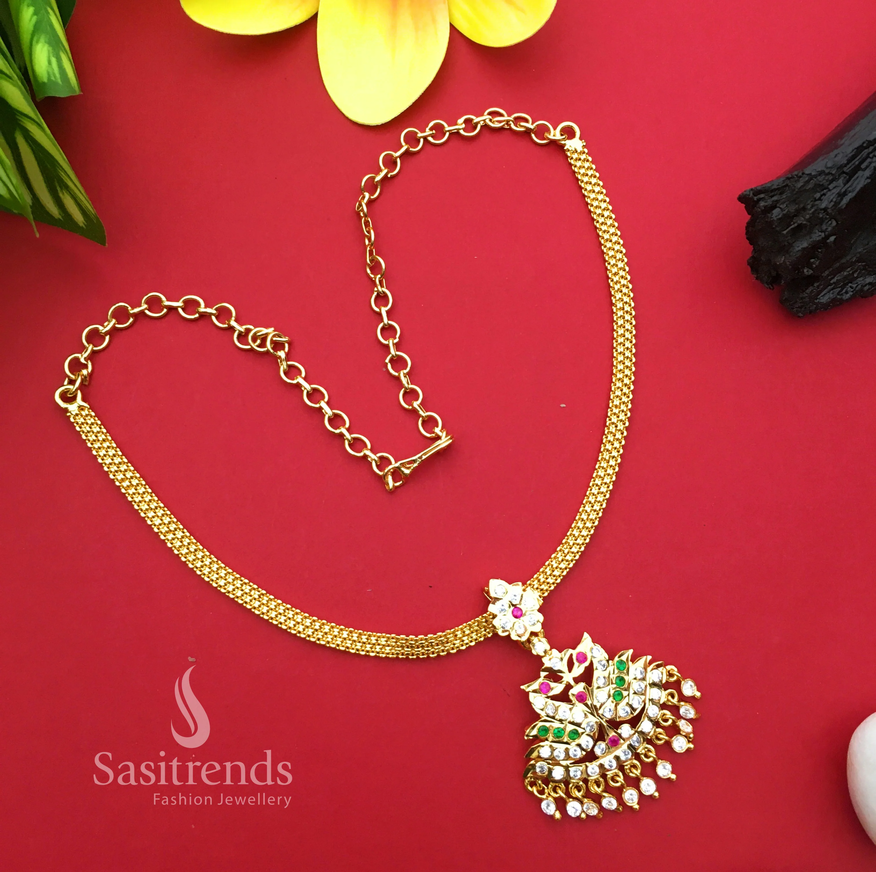 Exquisite Impon Pendant Chain Necklace with Peacock Motifs and Hanging Stones - Image 8