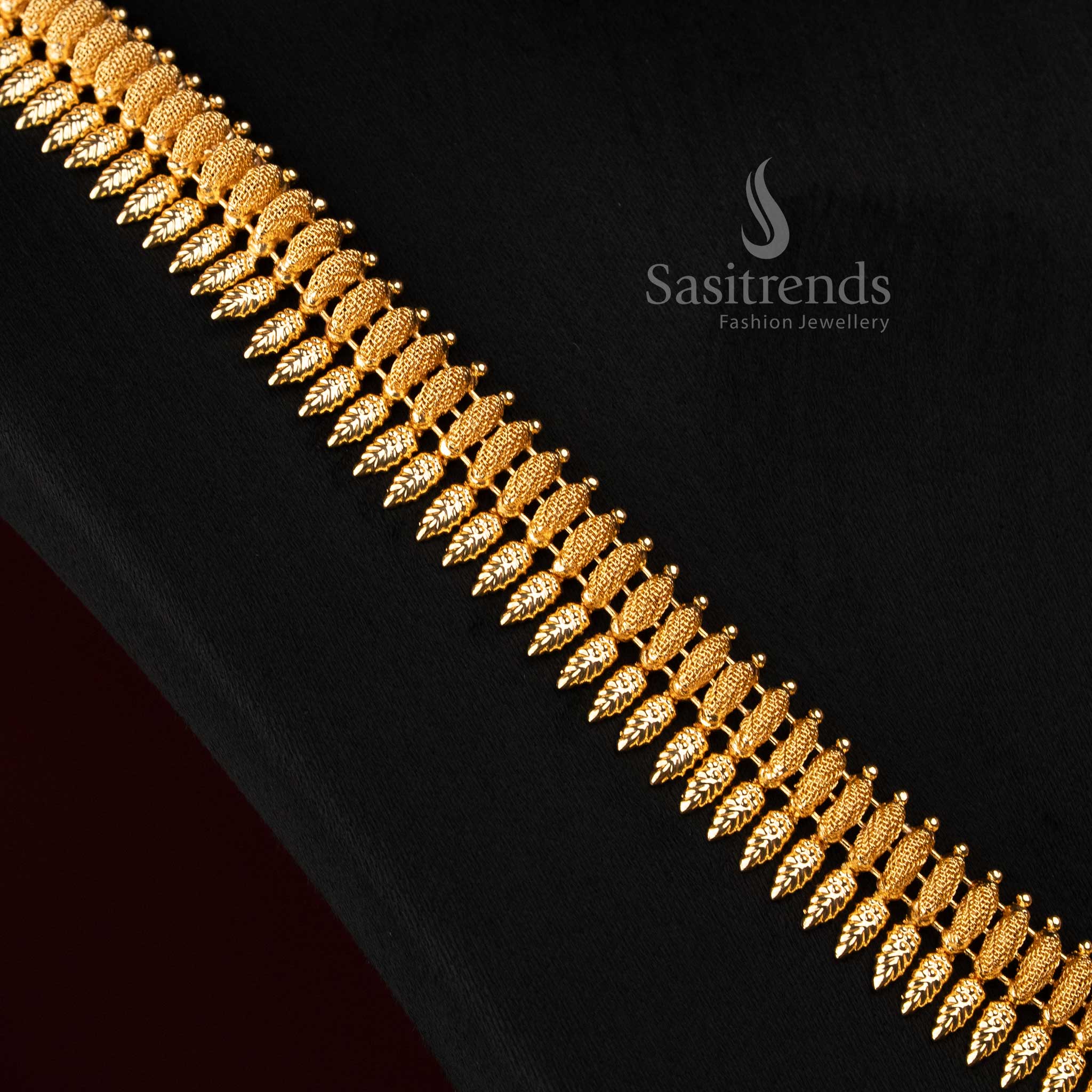 Guaranteed Micro Gold Plated Spine Link Leaf Pattern Long Necklace Jewellery with Dense Textured Structured Design | Ideal for Festive Occasions & Traditional Gatherings - Image 4