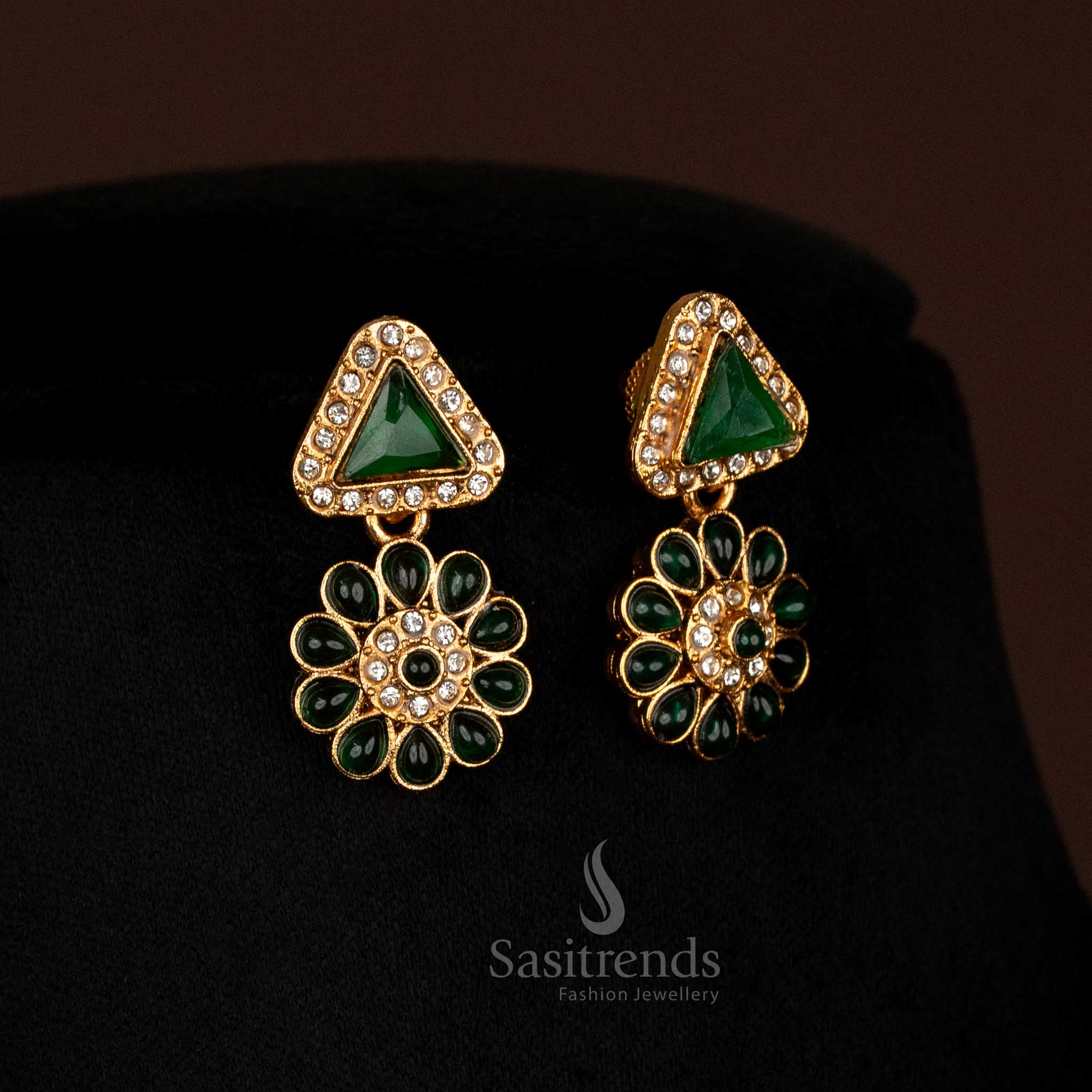Beautiful Classic Matte Gold Plated Floral & Triangular Design Necklace Jewellery Set with Stones -Affordable - Sasitrends - Image 3