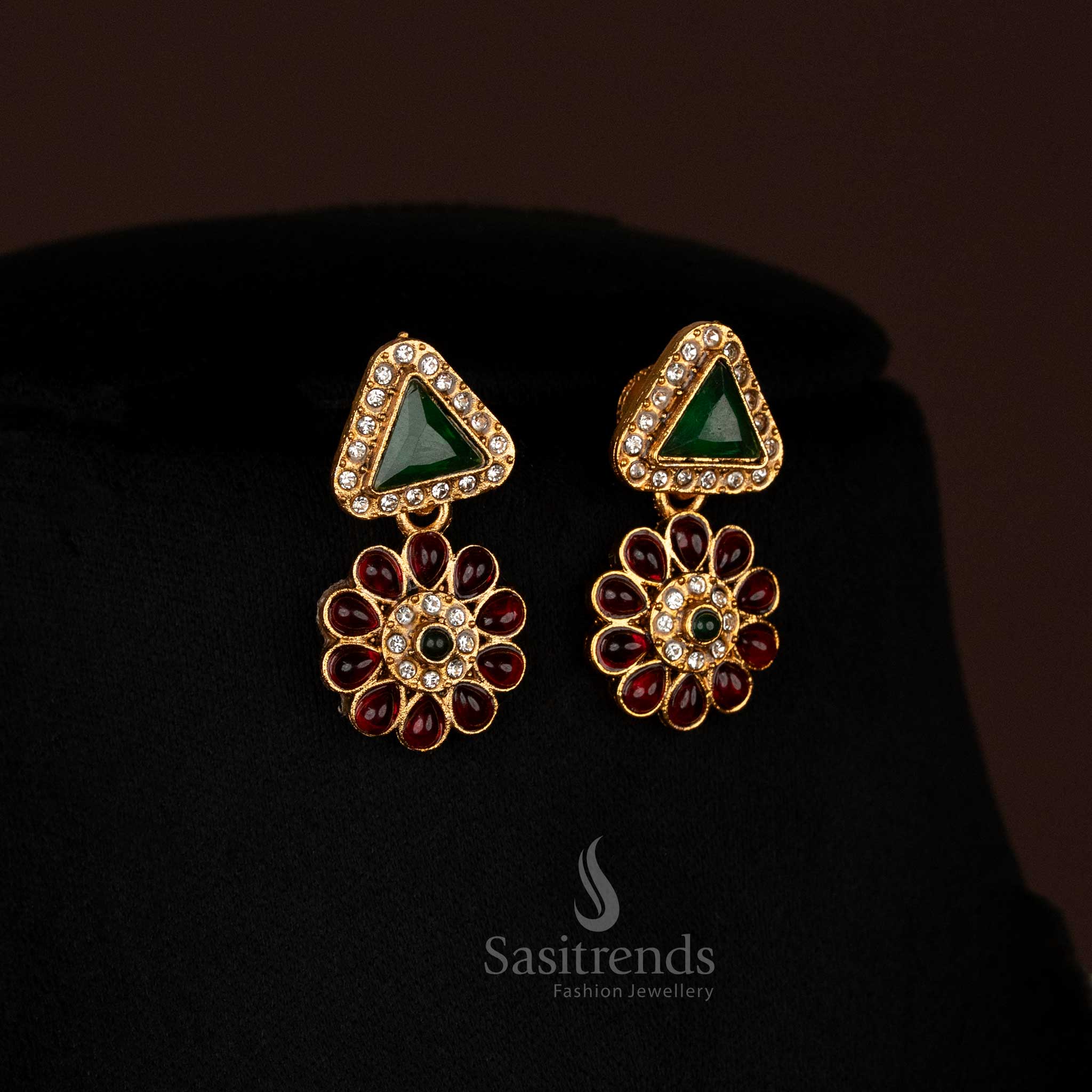 Beautiful Classic Matte Gold Plated Floral & Triangular Design Necklace Jewellery Set with Stones -Affordable - Sasitrends - Image 6