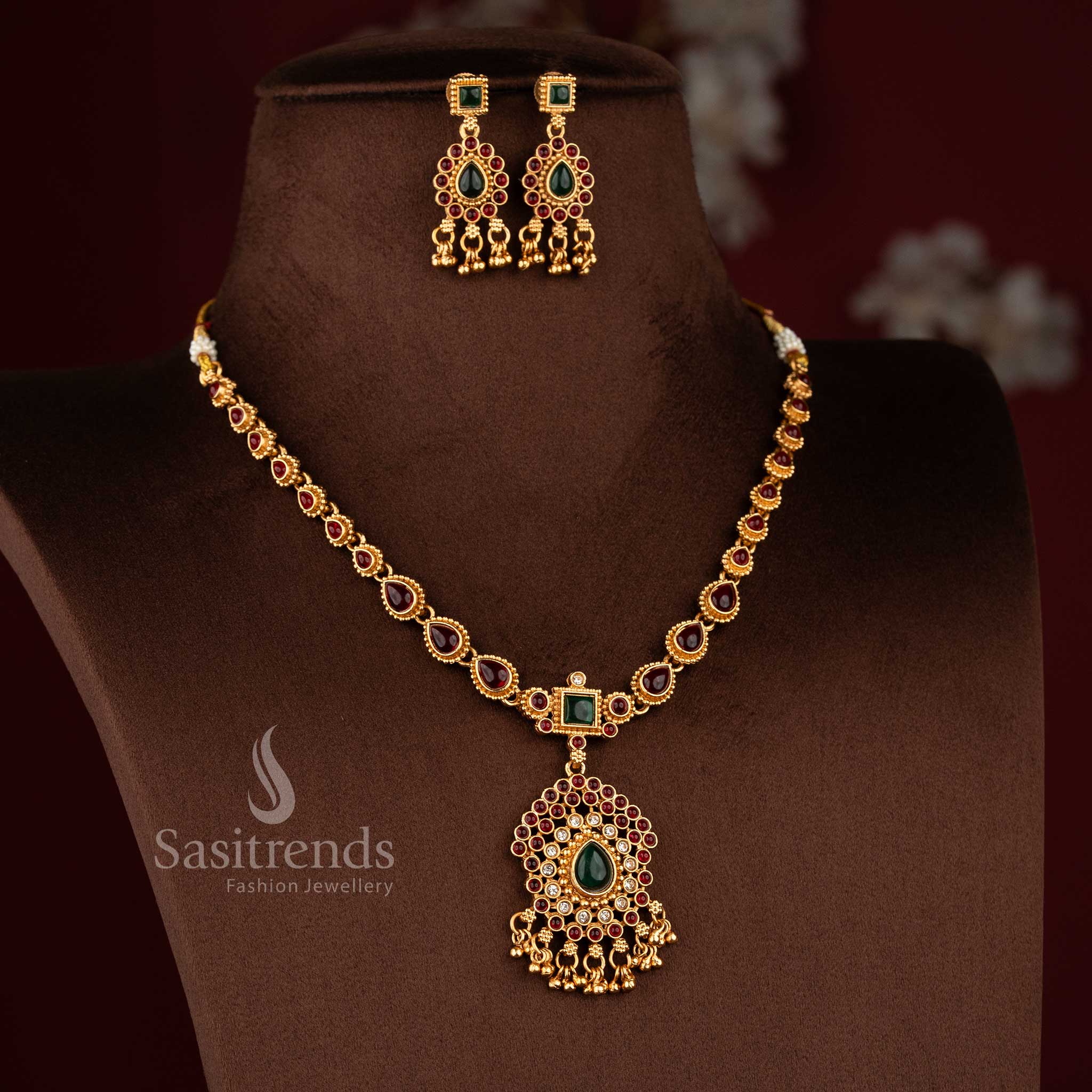 Elegant Classic Matte Gold Plated Teardrop Necklace Set for Women – Weddings, Parties & Festive Wear