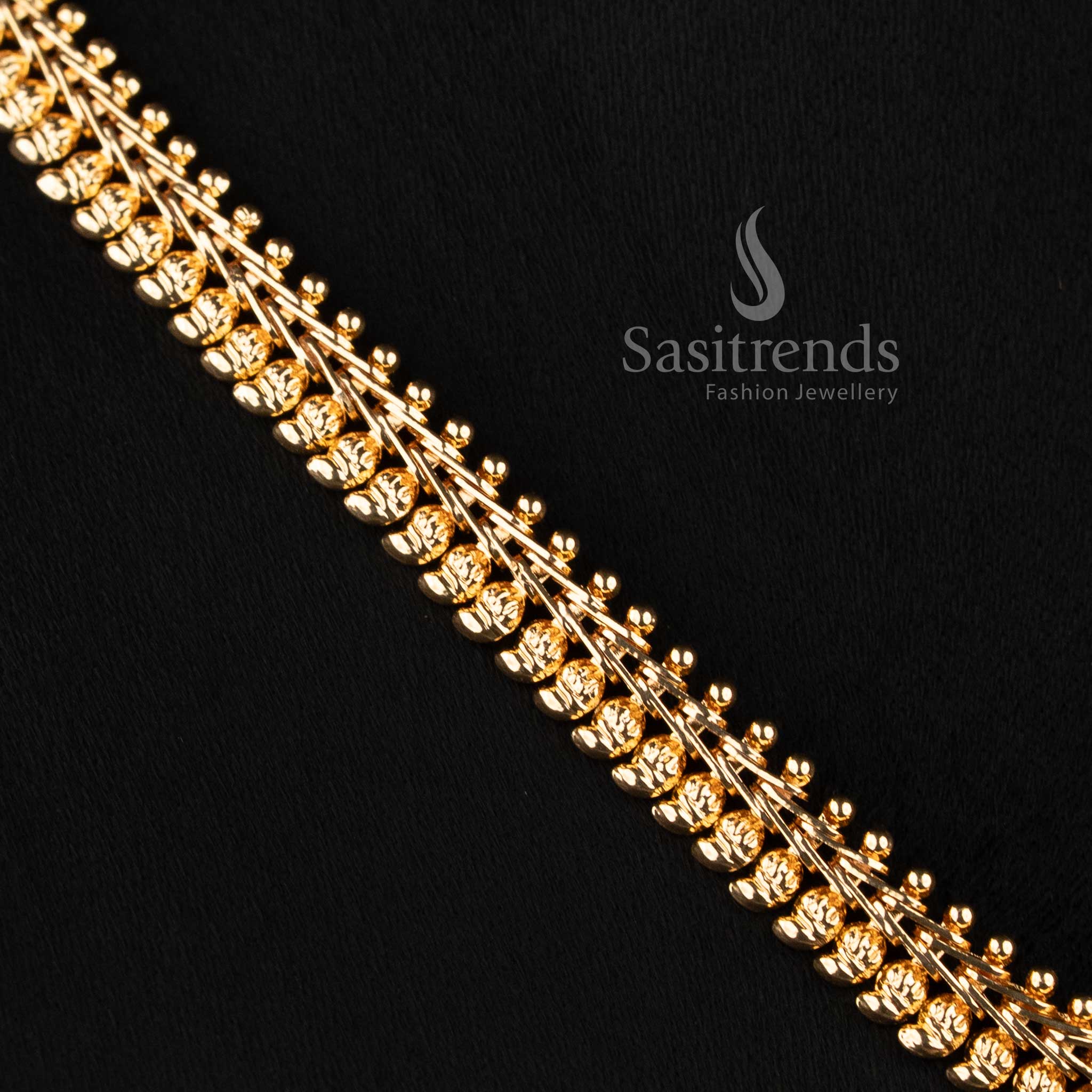 Traditional Impon Micro Gold Plated Mango Pattern Addigai Necklace with Flared Leaf AD Pendant - Sasitrends - Image 3