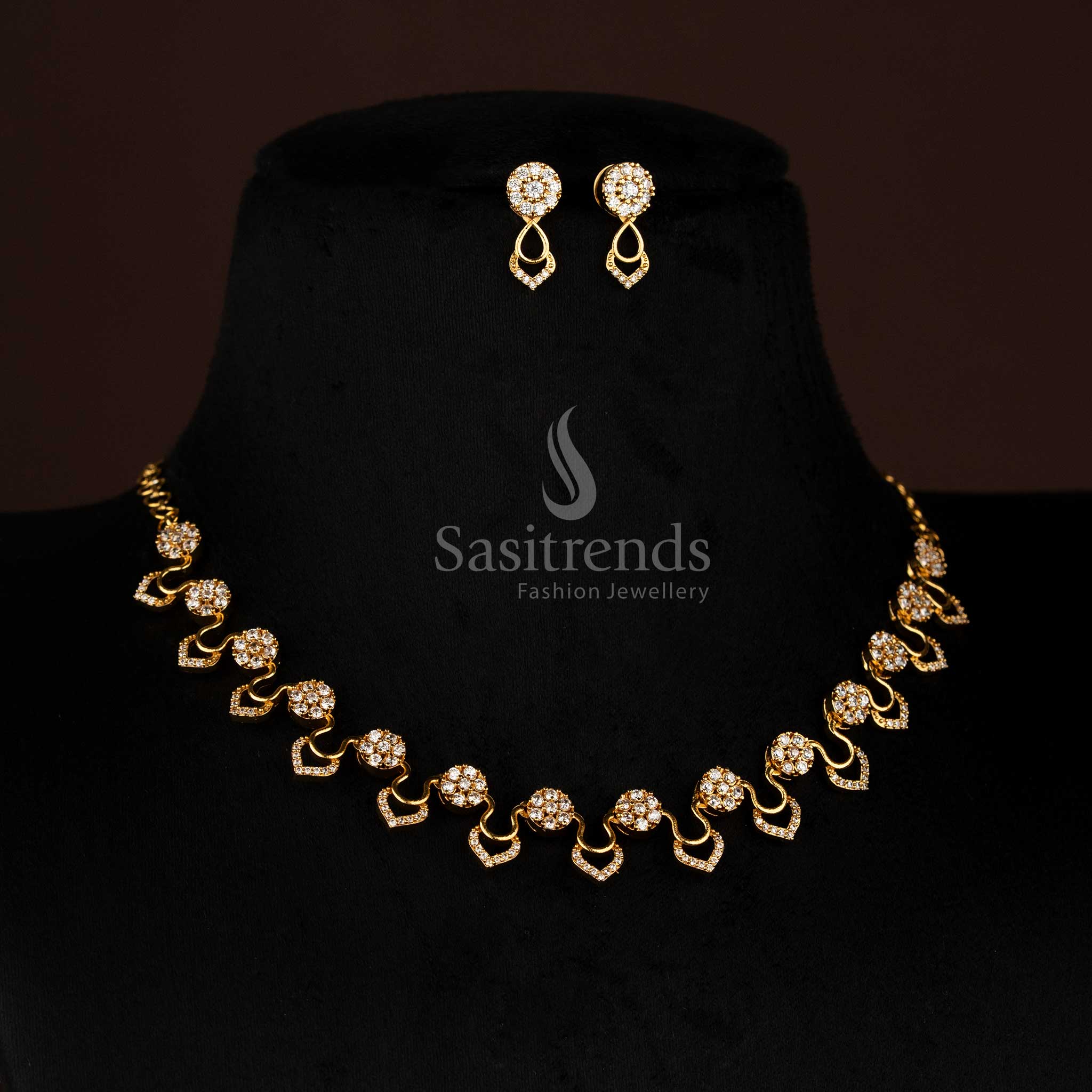 Captivating Party wear American Diamond Micro Gold Plated Floral Cluster Necklace Jewellery Set