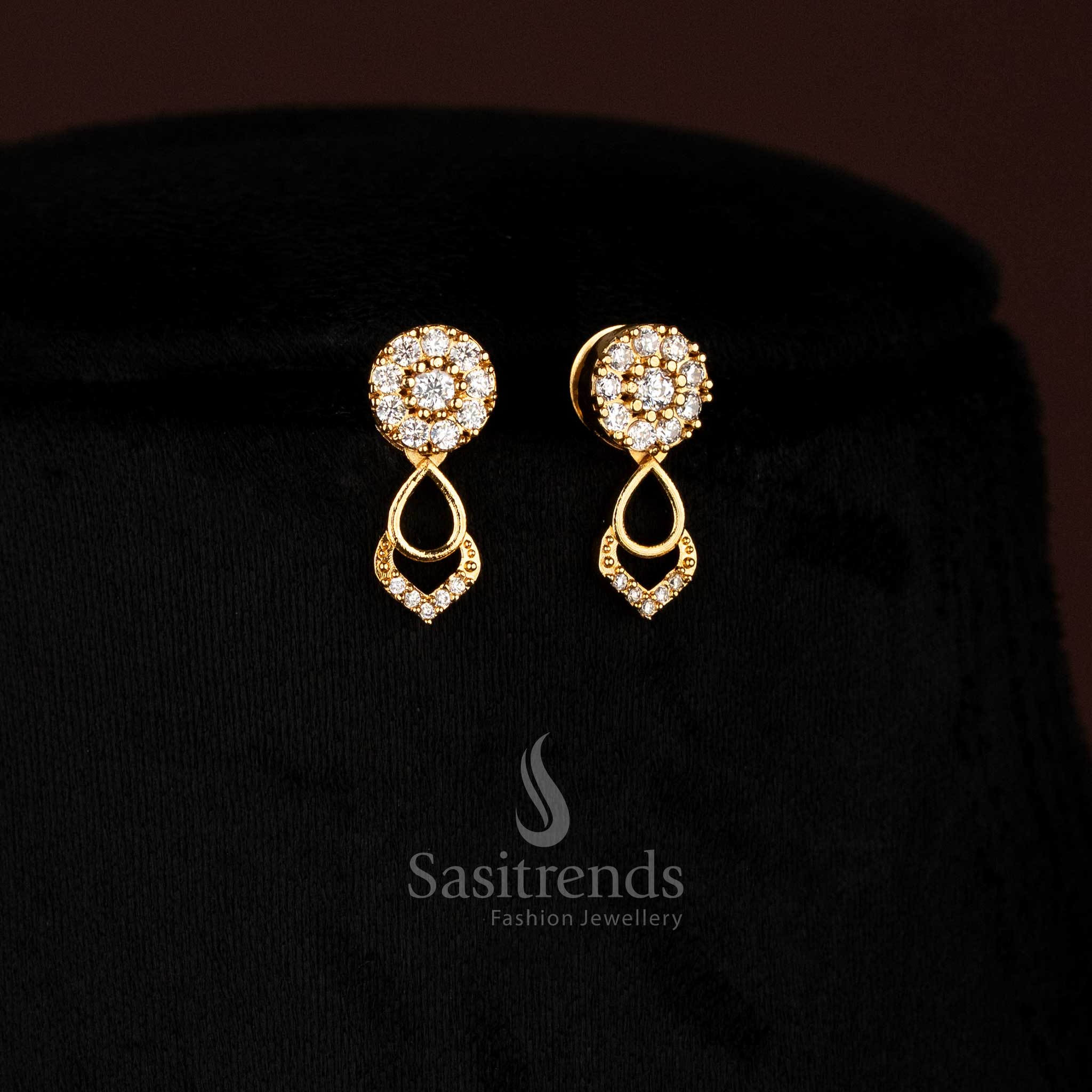 Captivating Party wear American Diamond Micro Gold Plated Floral Cluster Necklace Jewellery Set - Image 3
