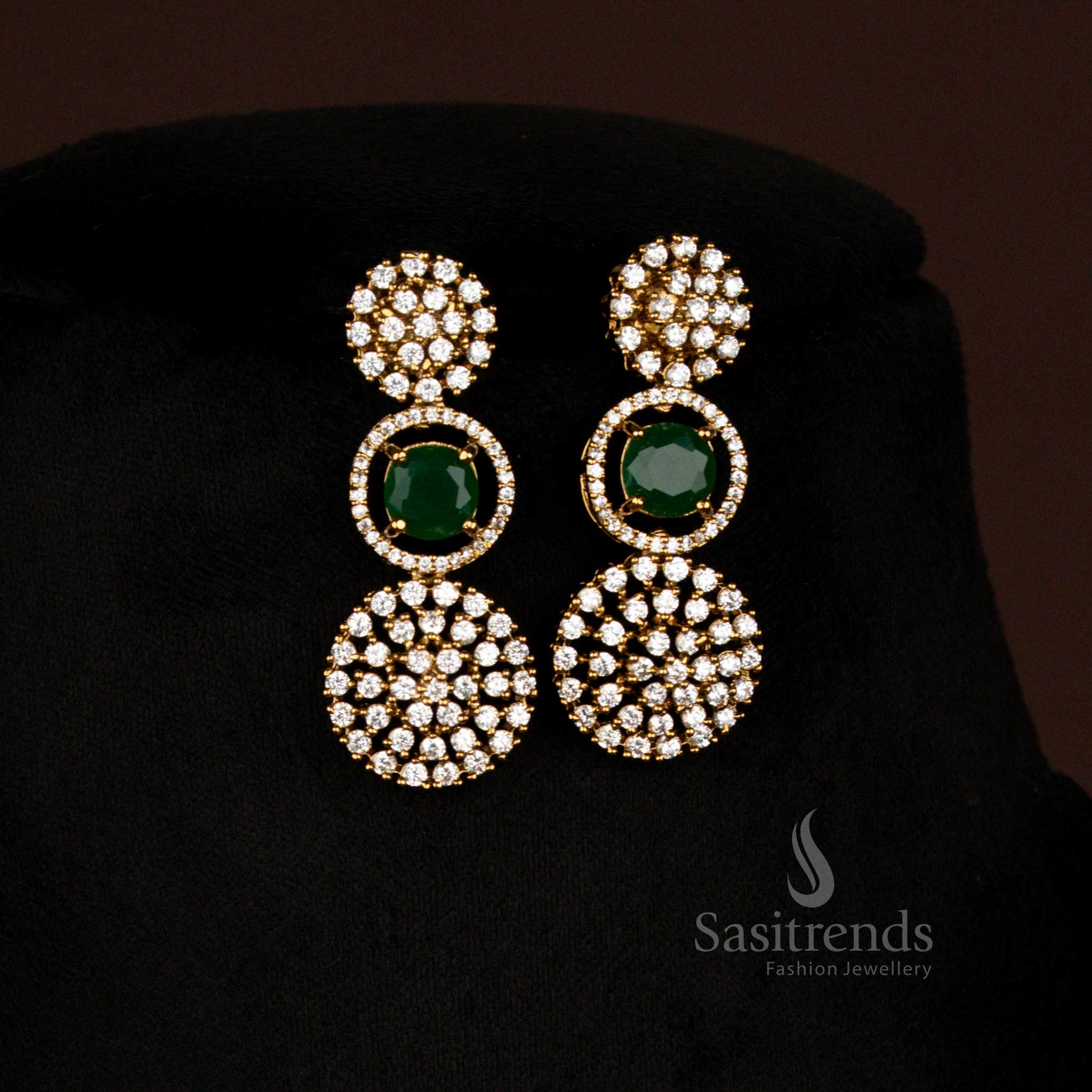 Sparkling American Diamond Circular Floral Victorian Necklace Jewellery Set - Image 8
