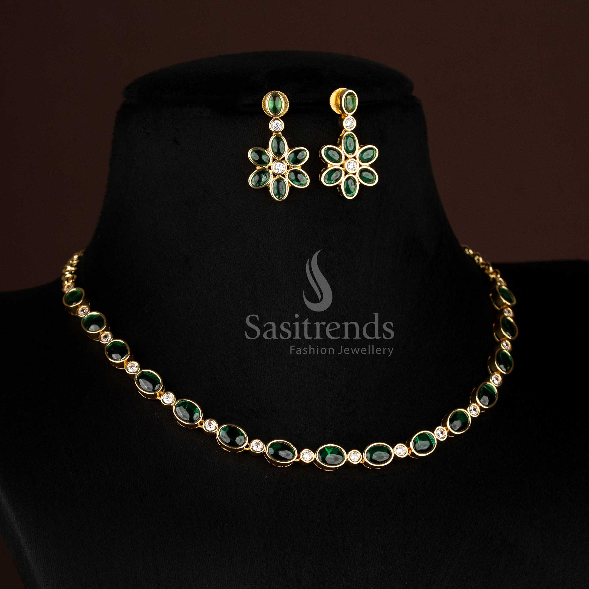 Elegant American Diamond Matte Gold Plated Kemp Stone Studded Oval and Round Necklace Jewellery Set – Festive Wear - Image 15