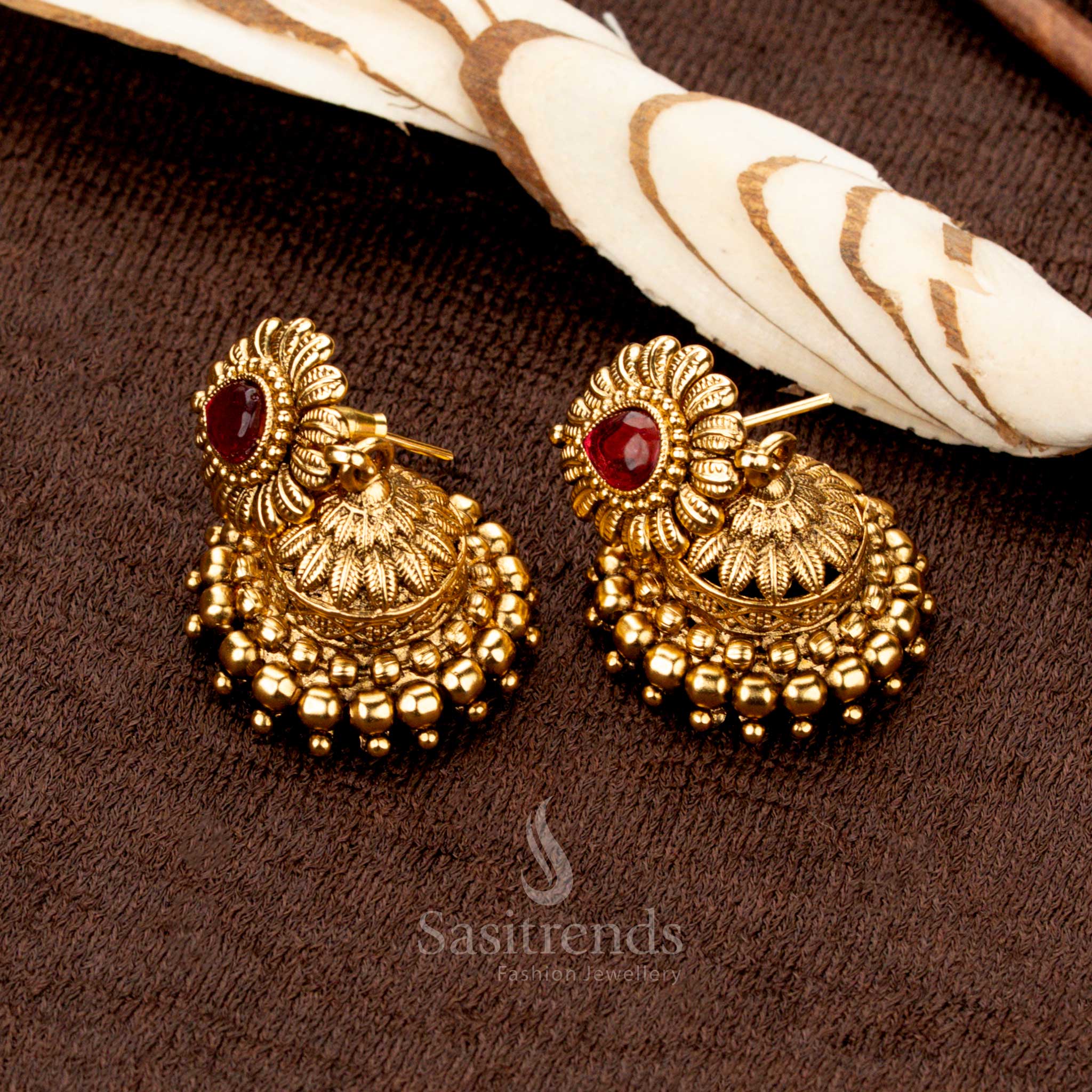 Antique Gold Plated Designer Necklace Jewellery Set with Textured Chevron Pattern and Bold Bead Detailing – Traditional Wear - Sasitrends - Image 4