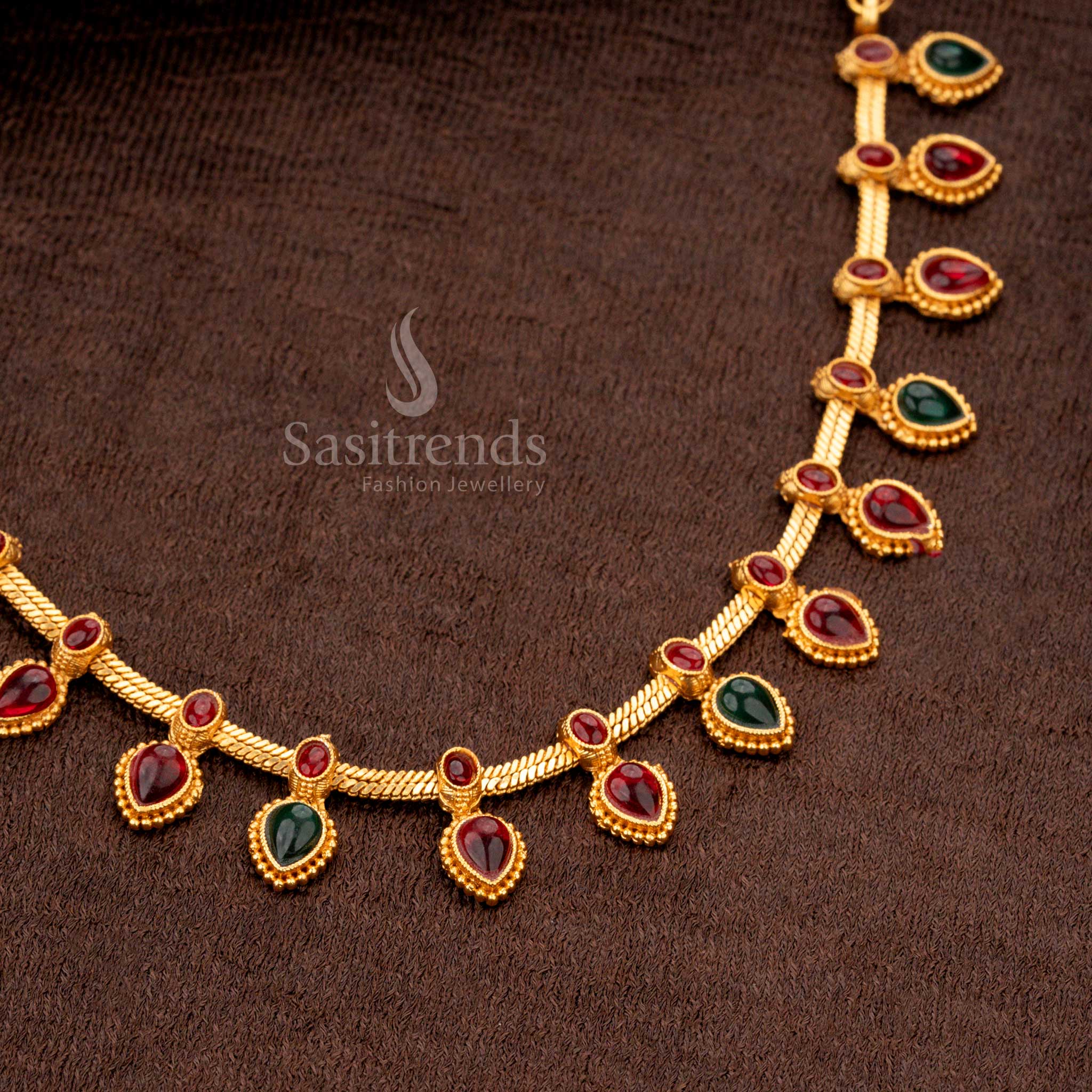 Traditional Classic Temple Matte Gold-Plated Necklace Jewellery Set with Drop Motifs and Stone Accents - Sasitrends - Image 5