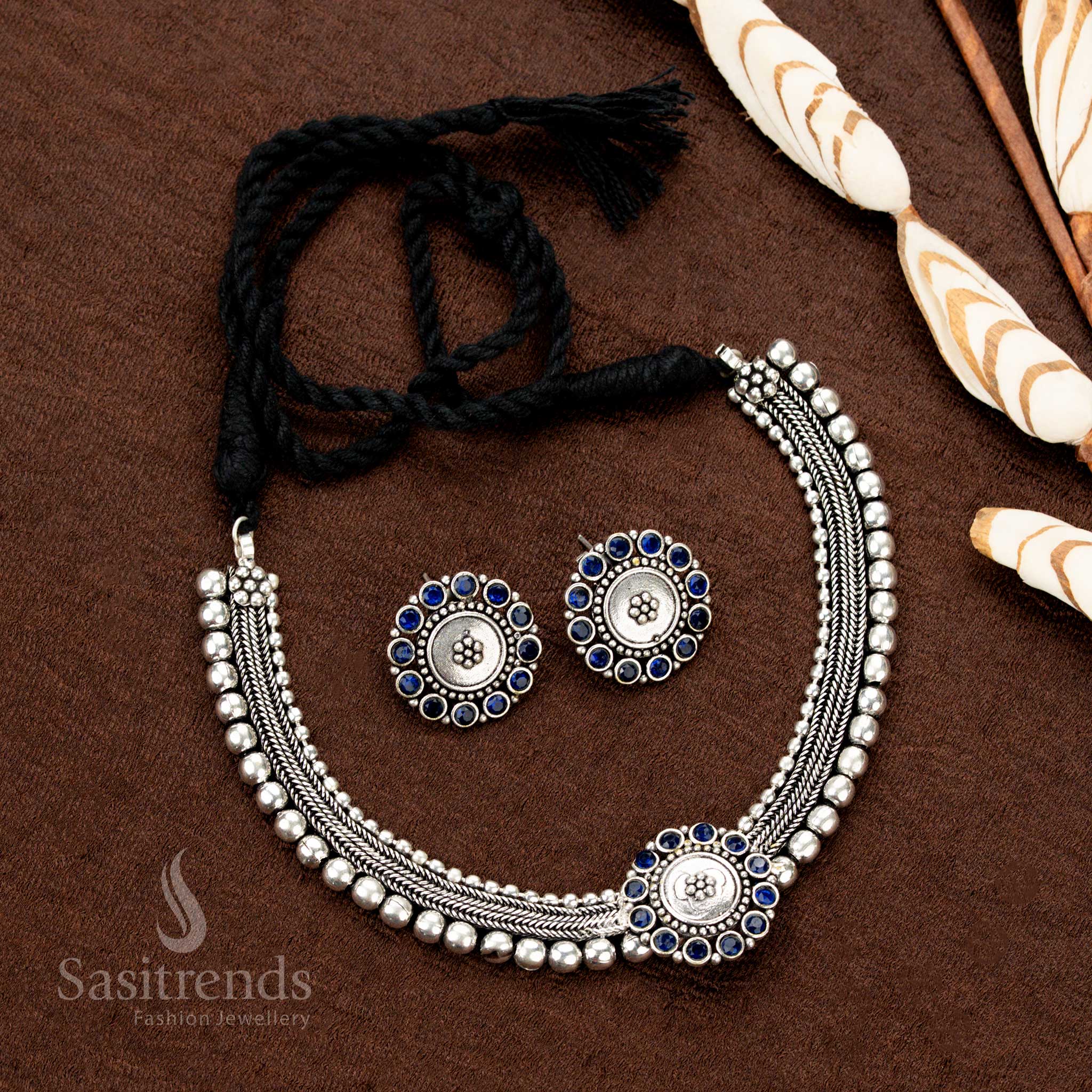 Stunning Kolapuri Oxidised Choker Necklace Jewellery Set with Bold Dual-Tone Floral Stone Motif Design – Perfect for Navaratri, Sarees & Festive Occasions - Sasitrends - Image 6