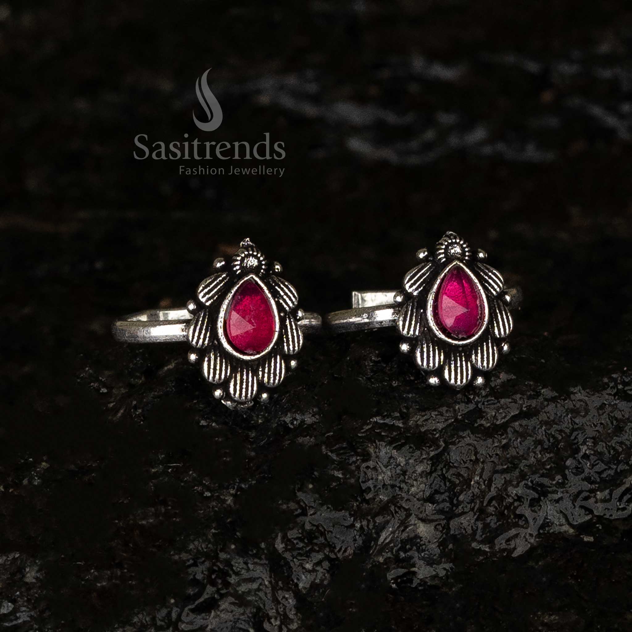 Stylish Oxidised Adjustable Teardrop Stone Toe Rings with Petal Motif For Special Events - Sasitrends - Image 4