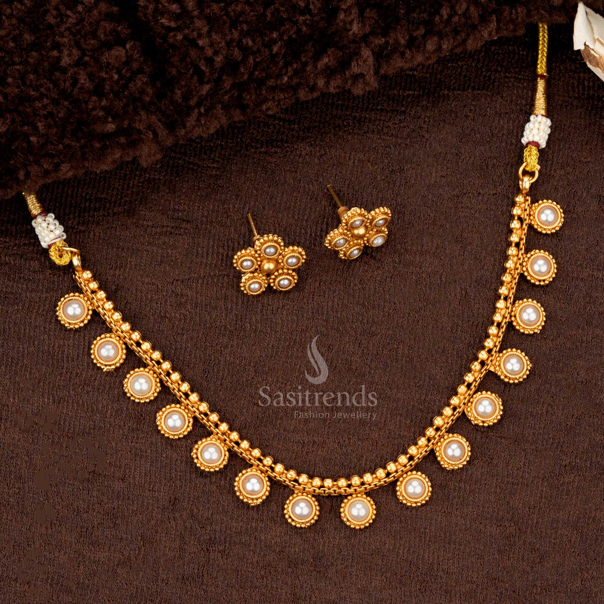 Exquisite Classic Temple Matte Gold-Plated Beaded Necklace Jewellery Set with Elegant Detailing - Sasitrends - Image 5
