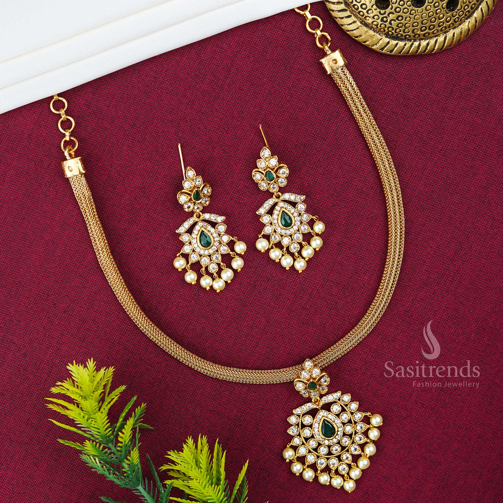 Traditional Temple Matte Gold Finish Floral Pendant AD Necklace Jewellery Set with Adjustable Chain | Sasitrends - Image 8