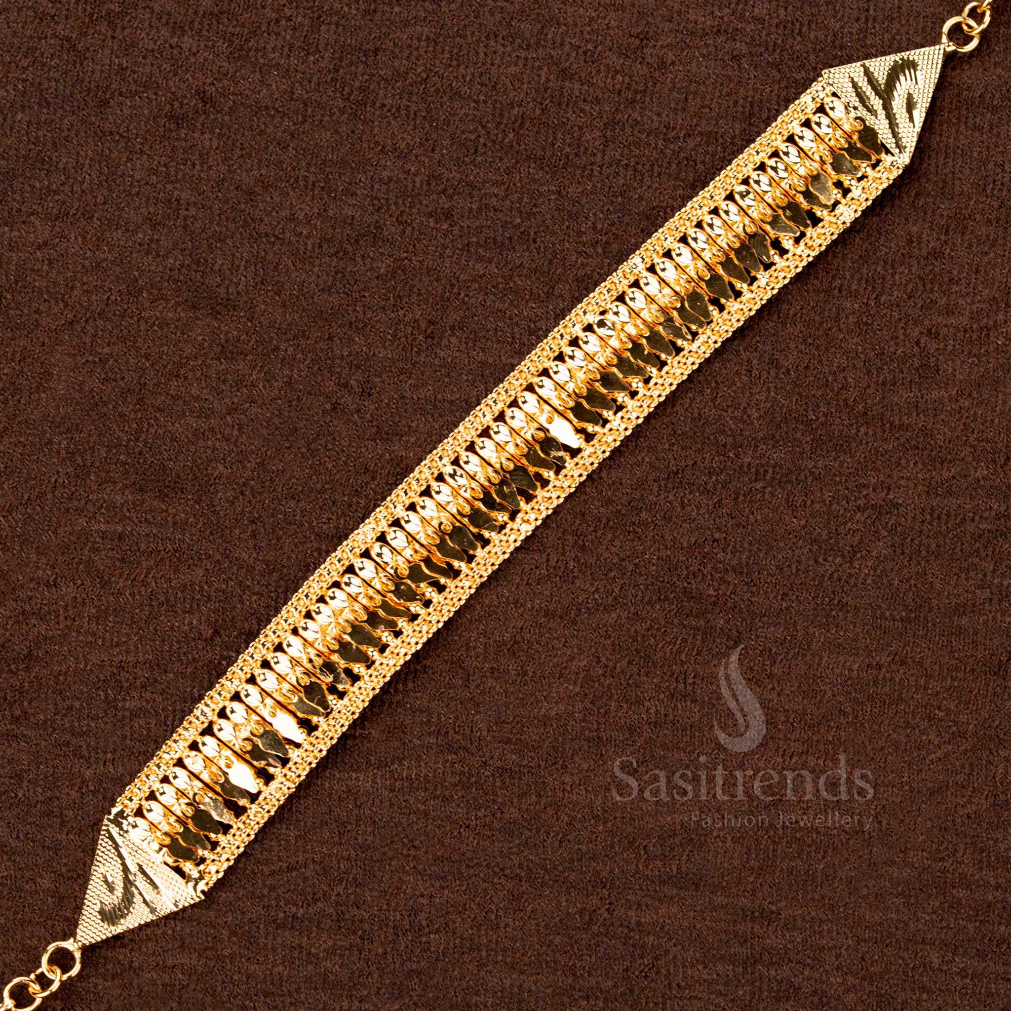 Attractive Kerala Style One Gram Micro Gold Plated Elakka Thali Choker - Sasitrends - Image 10