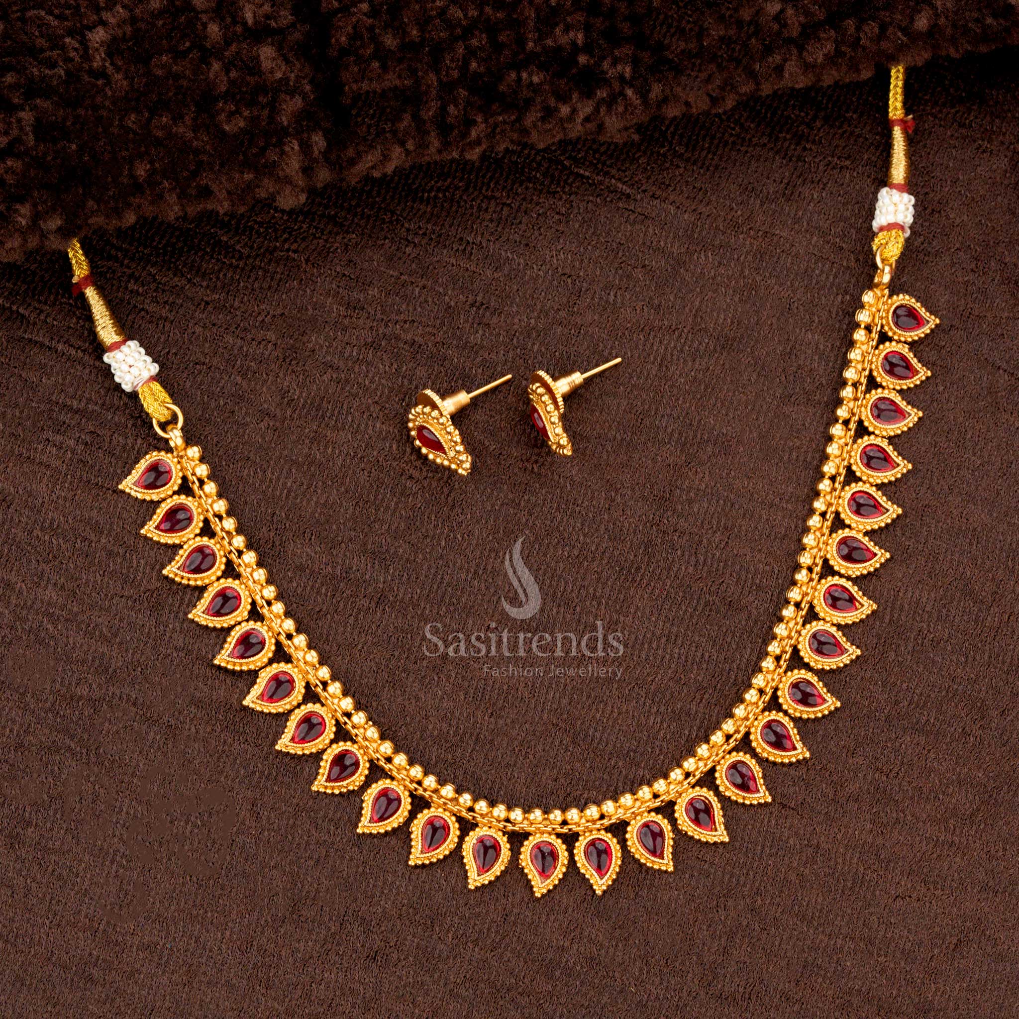Elegant Classic Temple Matte Gold Plated Teardrop Pearl Necklace Jewellery Set - Sasitrends