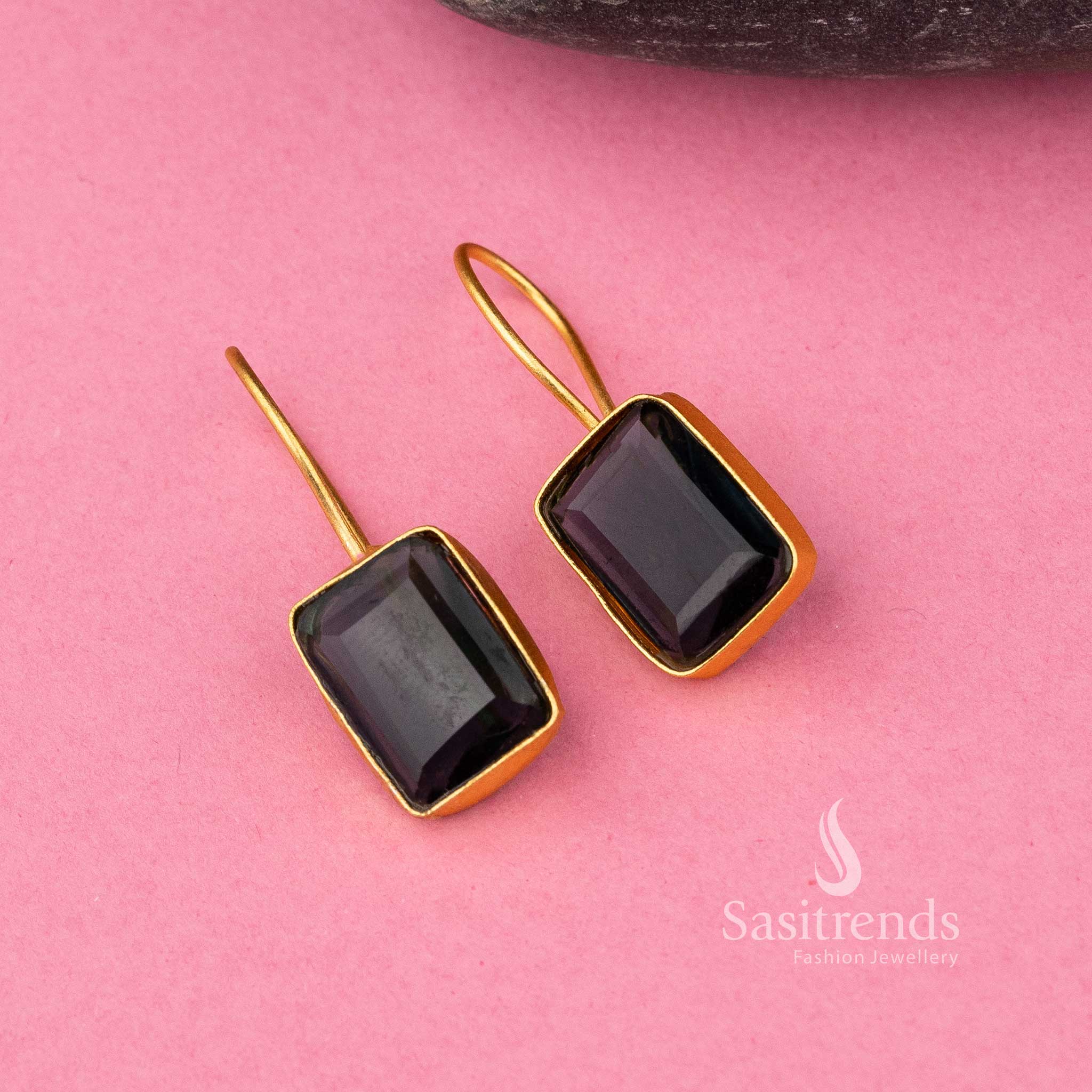Sasitrends - Attractive Gold Plated Monalisa Stone Studded Contemporary Fishhook Earrings - Image 6